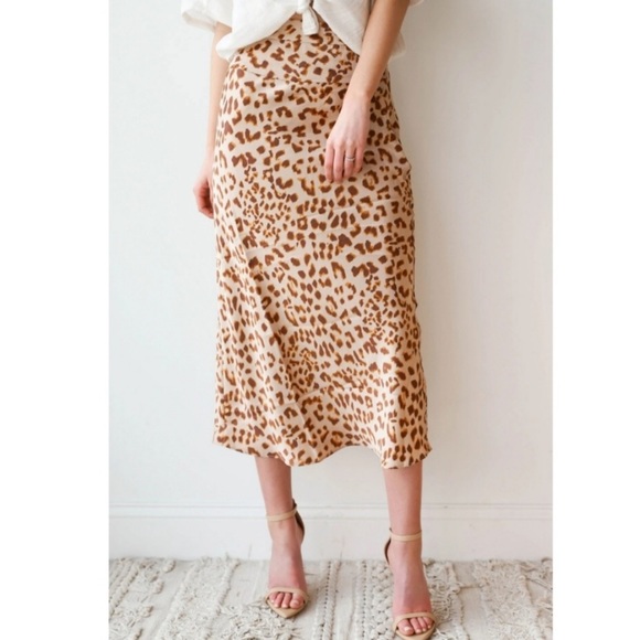 Free People Dresses & Skirts - Free People Normani Bias Printed Midi Skirt